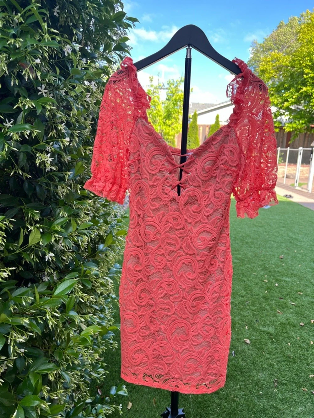 Coral Lace Bodycon Dress Square/V-line Deep Neck Puff Sleeve Romantic Size S - Picture 8 of 9
